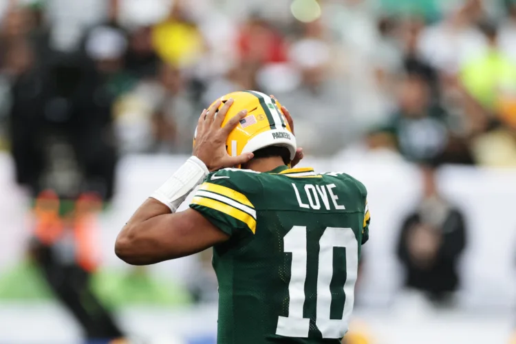 Packers piling up the penalties in first two weeks of the season